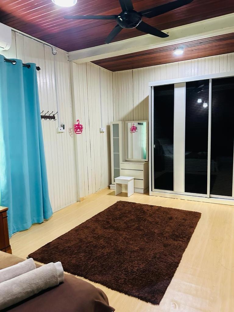 Kak Nor Villa Kuala Terengganu Exterior foto